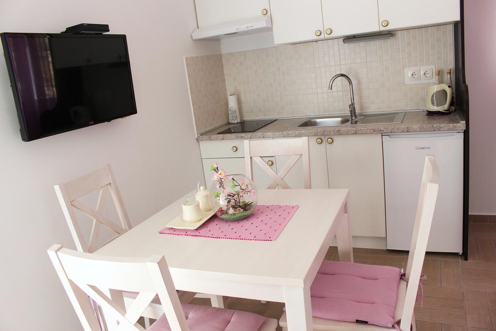 Apartments Palma Šibenik Стая снимка