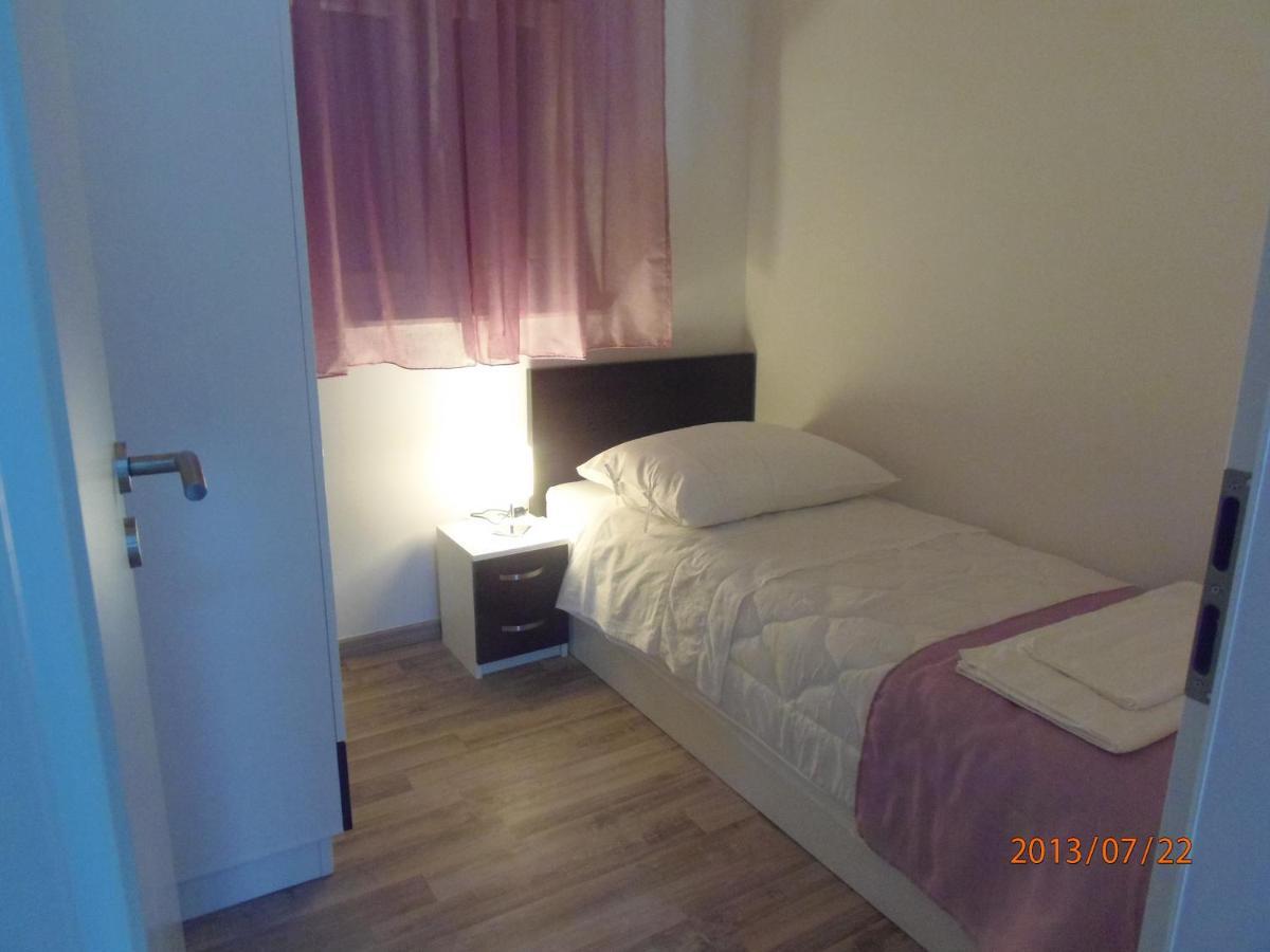 Apartments Palma Šibenik Стая снимка