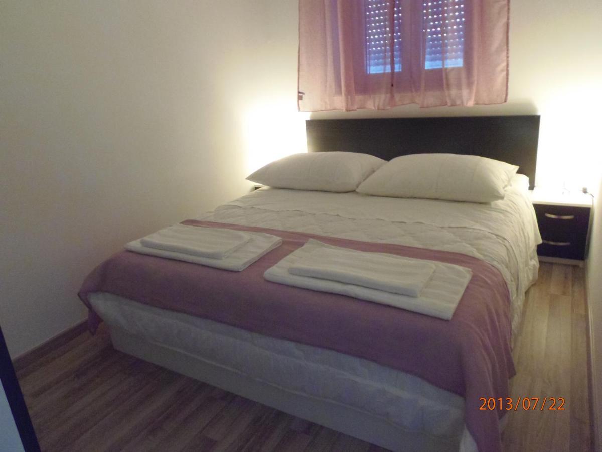 Apartments Palma Šibenik Стая снимка