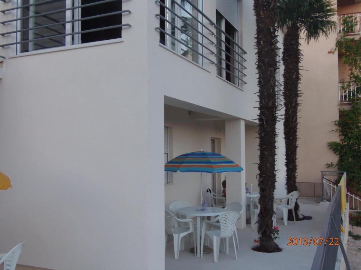 Apartments Palma Šibenik Стая снимка