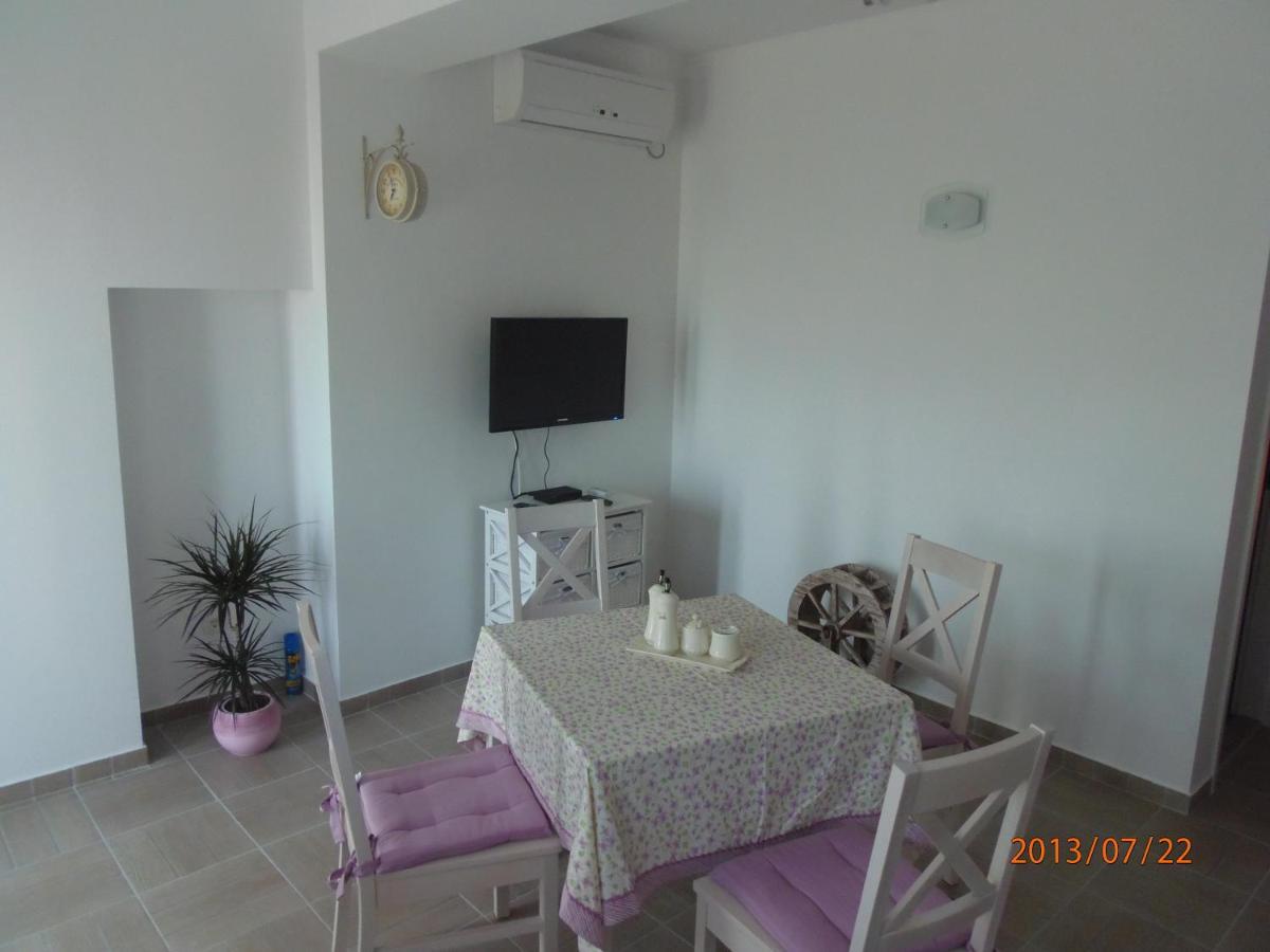 Apartments Palma Šibenik Стая снимка